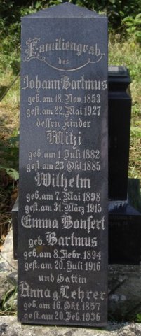 Bartmus Johann 1853-1927 Lehrer Anna 1857-1936 Grabstein